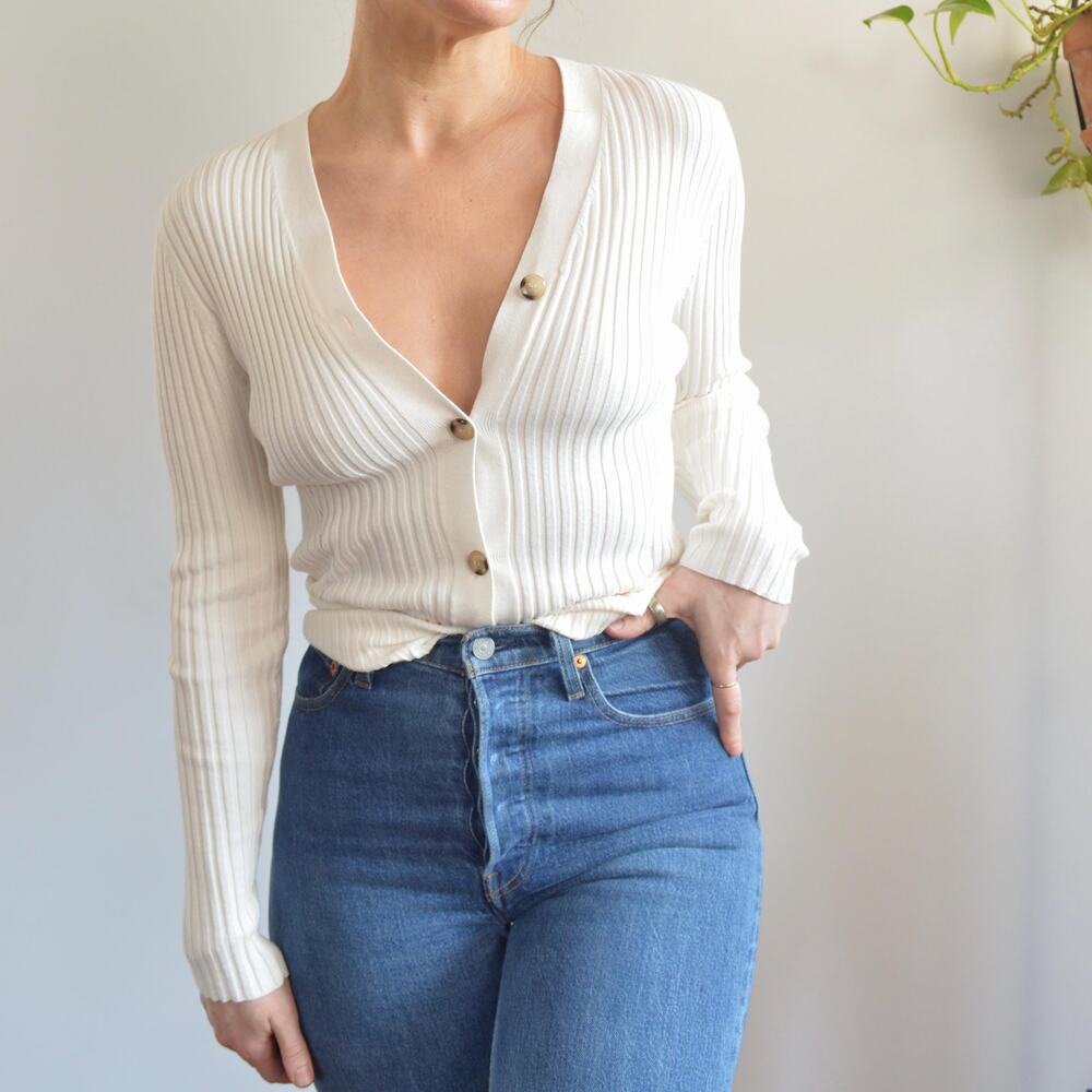 beautiful ann taylor ribbed cardigan